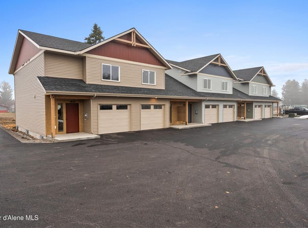 9848 N Laylin Circle, Hayden, ID 83835