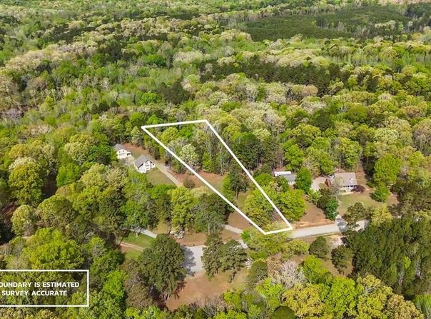 696 Sandie Point Drive, Clarksville, VA 23927