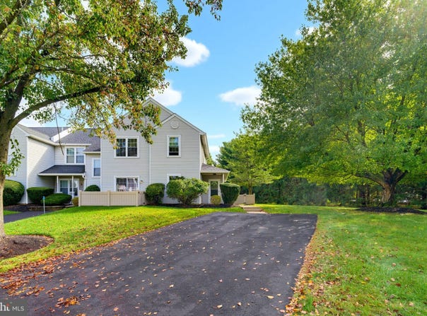 23 EATON Court, NEWTOWN, PA 18940