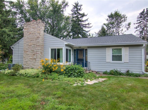 715 W Columbia Street, Chippewa Falls, WI 54729