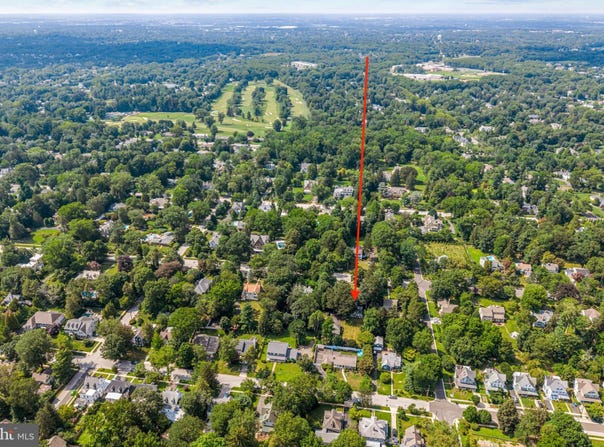 318 E CENTRAL AVENUE, MOORESTOWN, NJ 08057
