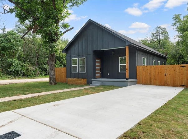 513 Maxfield Street, Bellmead, TX 76705