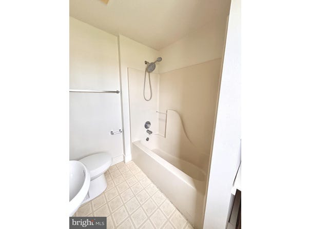 970 DISSTON VIEW DRIVE, LITITZ, PA 17543