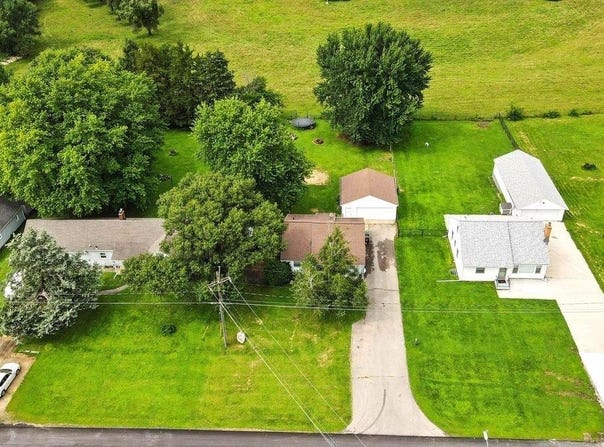 6423 Lafayette Road, Raymond, IA 50667