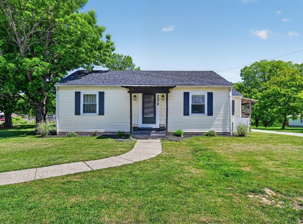 206 E Carr Street, Milan, IN 47031