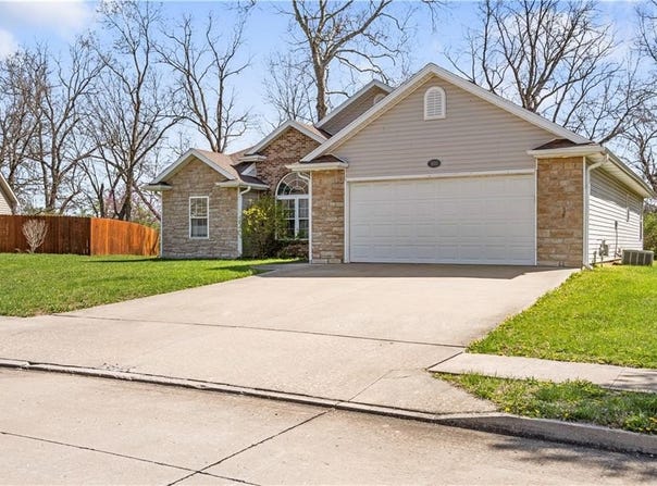300 Searsport Drive, Columbia, MO 65201