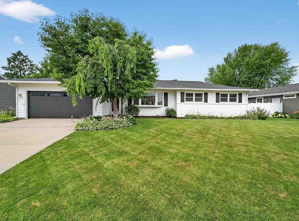 214 Noel Way, Verona, WI 53593