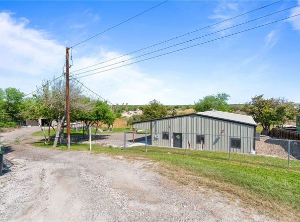 168 Cenesia, Sandia, TX 78383