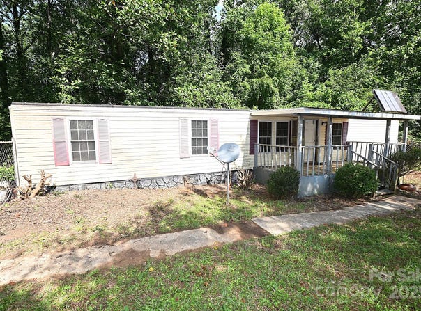 2334 Rainbow Heights Circle, Lenoir, NC 28645
