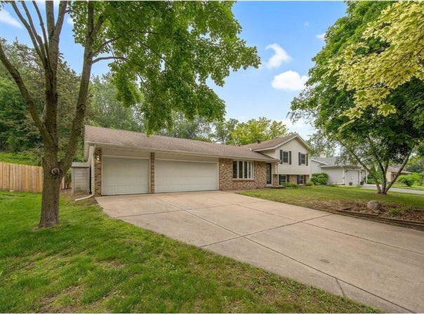 14136 Germane Avenue, Apple Valley, MN 55124
