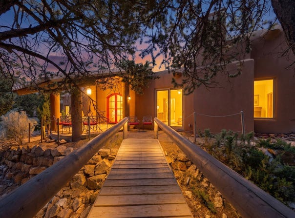 1404 Tesuque Creek Road, Santa Fe, NM 87501
