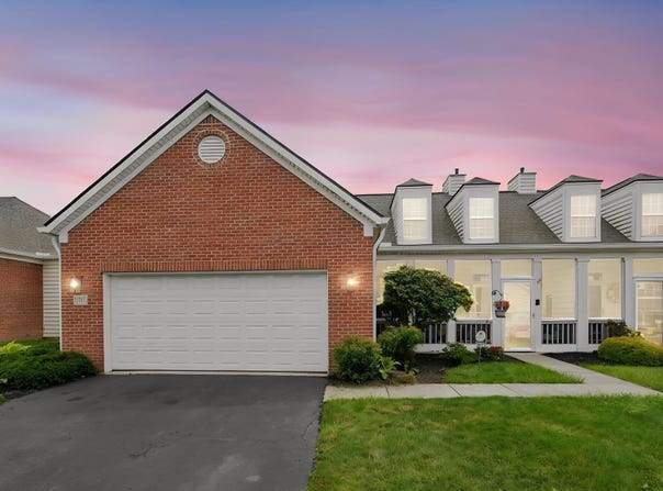 5967 Naughten Pond Drive, Columbus, OH 43213