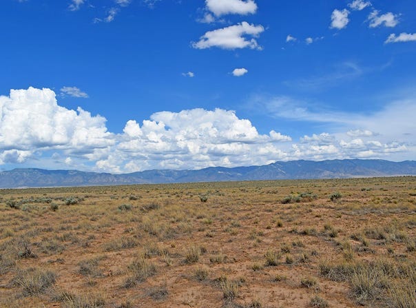 Rio Del Oro unit: 7, Los Lunas, NM 87031