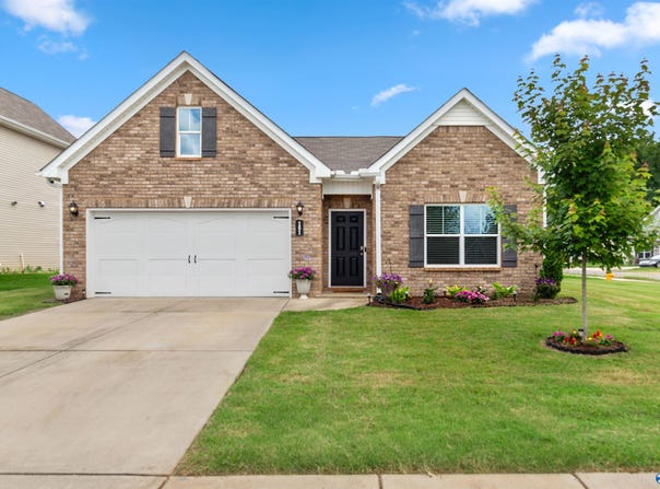 101 Emma Grace Lane, New Market, AL 35761