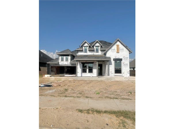 5011 Royal Arch Drive, Bryan, TX 77802