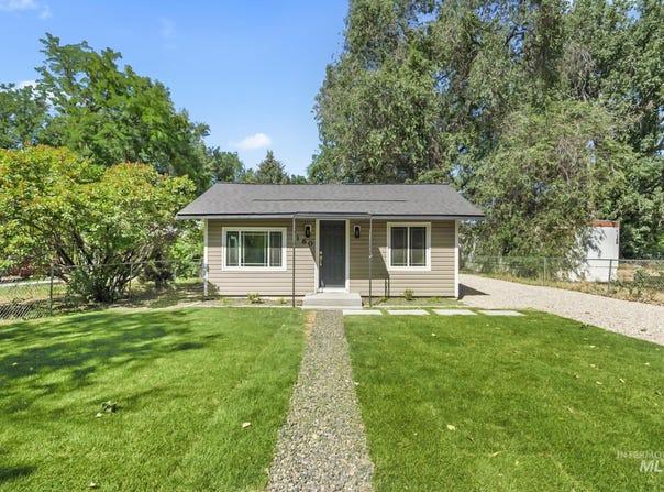 160 4th St. N., Nampa, ID 83687