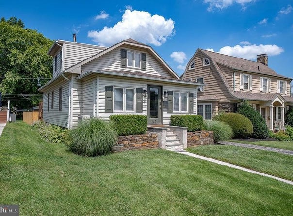 142 E 14TH AVENUE, CONSHOHOCKEN, PA 19428