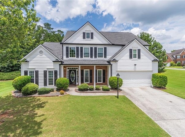3906 Elm Trace Court, Loganville, GA 30052
