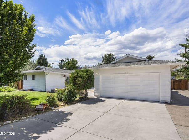 11070 Broken Hill Road, Reno, NV 89511