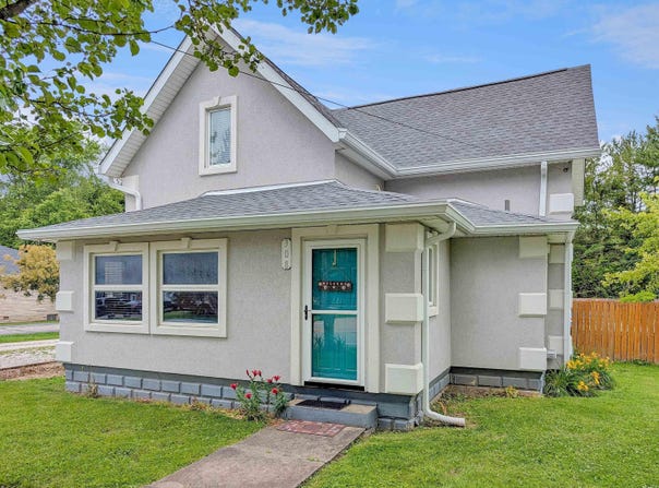 308 W Jefferson Street, Kirklin, IN 46050-9634
