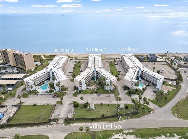 3938 Surfside Boulevard, Corpus Christi, TX 78402