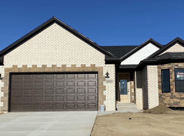 5057 Wilshire Drive, Dundee, MI 48131