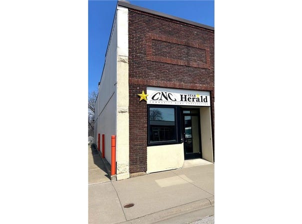 40 W Main Street, Dodge Center, MN 55927