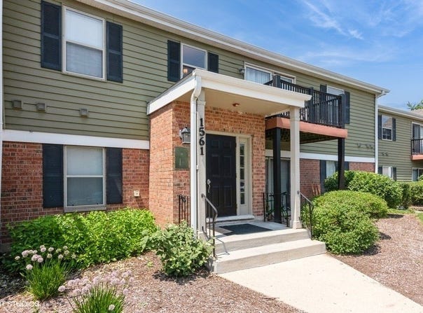 1561 Raymond Drive, Naperville, IL 60563