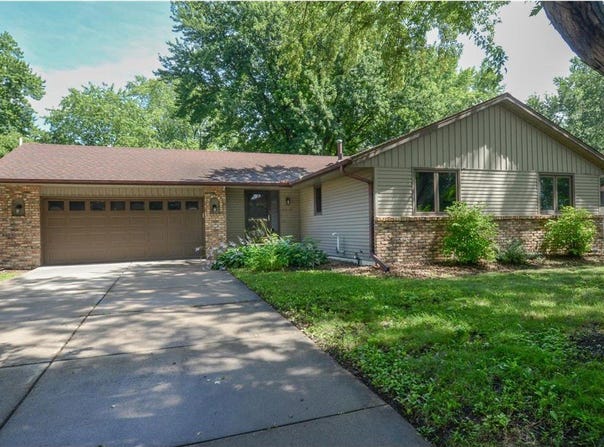 4016 Kentucky Avenue N, Crystal, MN 55427