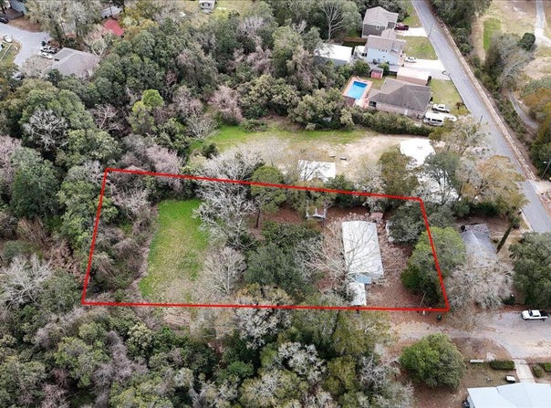 215 Davis Drive, Niceville, FL 32578
