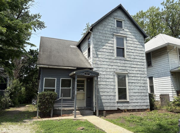 807 N Elm Street, Muncie, IN 47305
