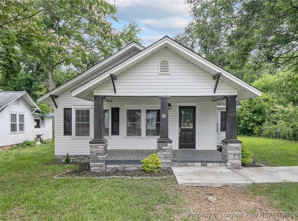 96 S Fayetteville Street, Parkton, NC 28371