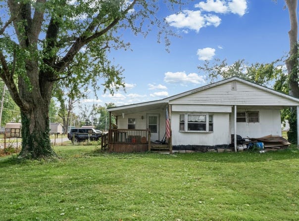 92 SW 10th Street, Linton, IN 47441