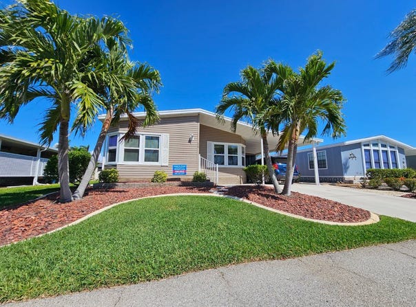24 Ultimo Ct, Fort Myers, FL 33908