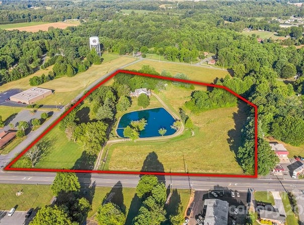 100 Island Ford Road, Maiden, NC 28650