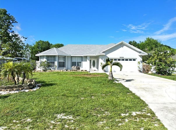3206 VALERIE BOULEVARD, SEBRING, FL 33870