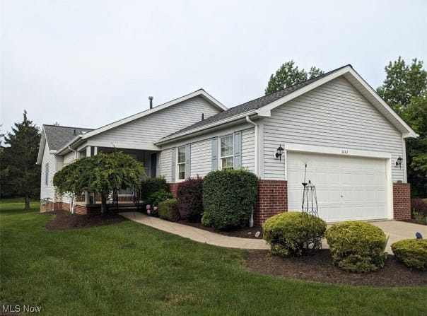 3442 Amesbury Lane, Brunswick, OH 44212