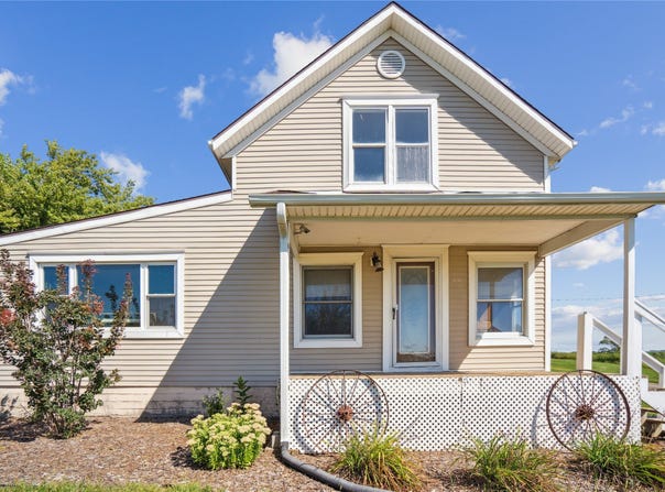 7294 IA 14 Highway E, Newton, IA 50208