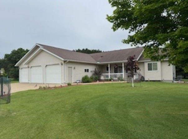 1064 SUNNY RIDGE CIRCLE, Nekoosa, WI 54457