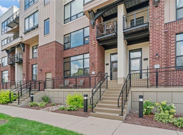 294 Spring Street, Saint Paul, MN 55102