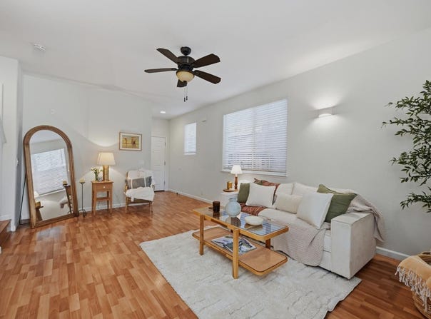 5245 Poe Court, Santa Rosa, CA 95403