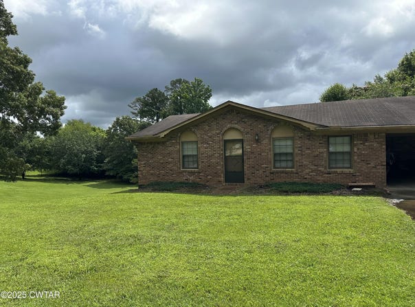934 Sand Avenue, Henderson, TN 38340