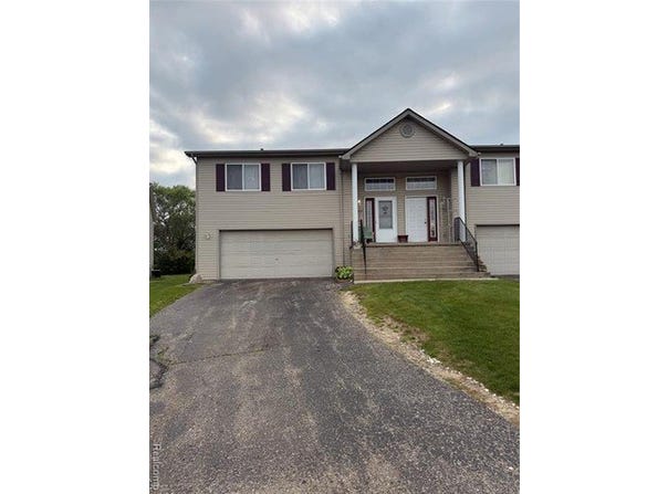 9542 Overlook Court, Grand Blanc, MI 48439