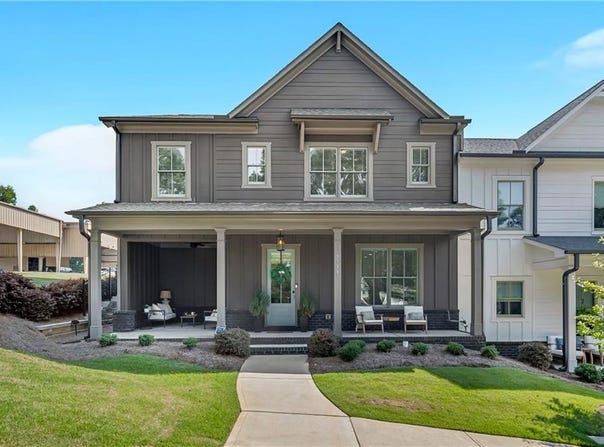 5736 Main Street, Flowery Branch, GA 30542