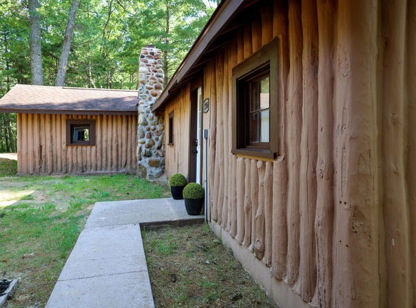 2706 NEWATCH AVENUE, GRAYLING, MI 49738