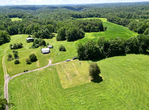 81 Shearer Cemetery Ln, Columbia, KY 42728
