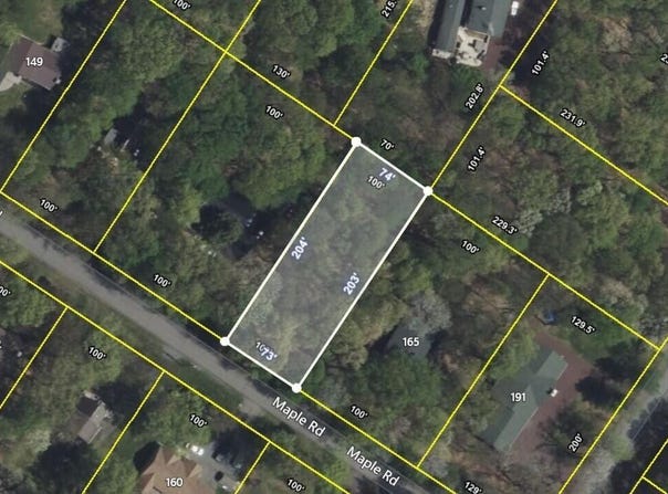 MAPLE Road, Blakeslee, PA 18610