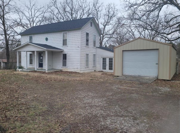 107 W 9th Street, Willow Springs, MO 65793