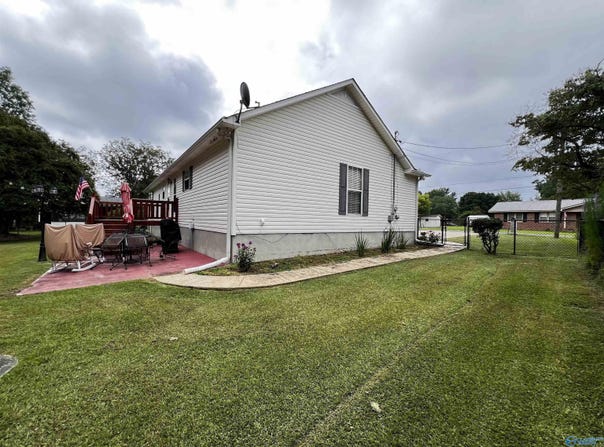 2482 Barnes Drive, Hokes Bluff, AL 35903