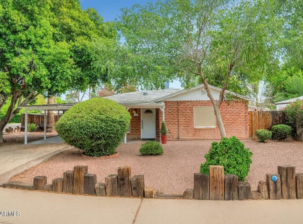1127 S UNA Avenue, Tempe, AZ 85281